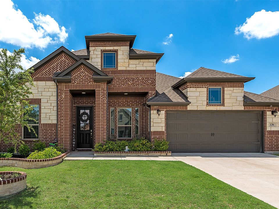 1st image of 136 Aucuba Ln