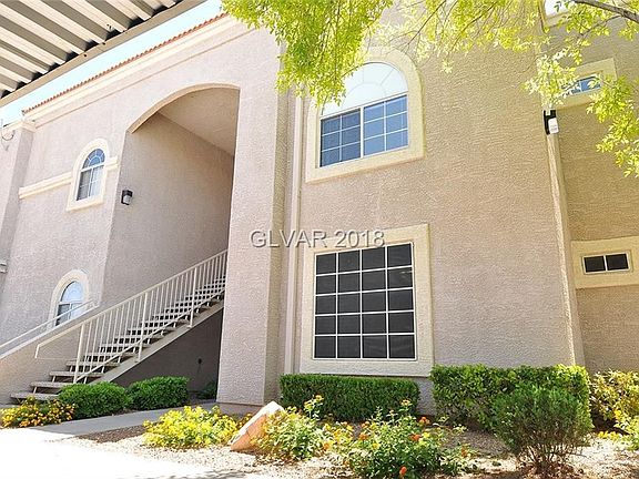 2nd image of 3125 N Buffalo Dr Unit 1082
