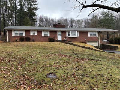 671 Elk Garden Rd, Lebanon, VA, 24266