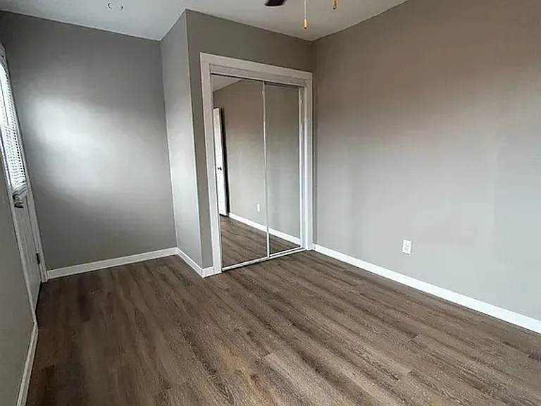 313 Main St — Photo 5