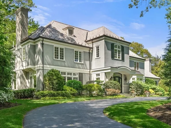 11 Greylock Rd, Wellesley, MA 02481