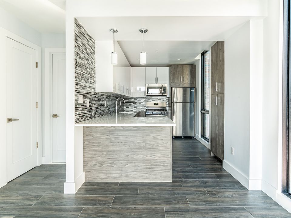 1st image of 22-22 Steinway St #4F