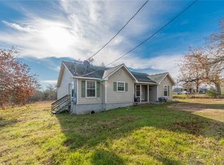 107 Angelia Dr, Cedar Creek, TX 78612