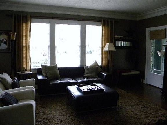 2nd image of 885 East Dr