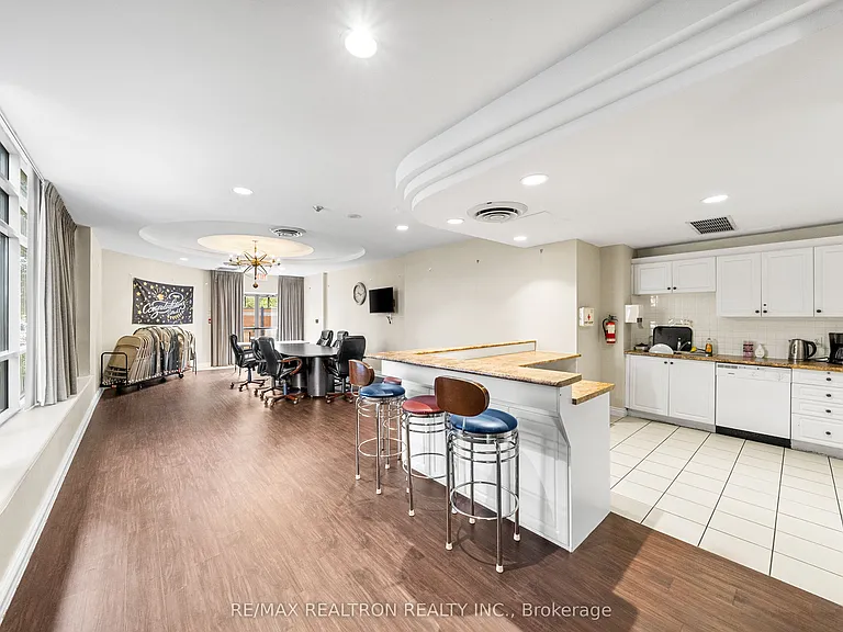 1700 Eglinton Ave E #315 — Photo 13