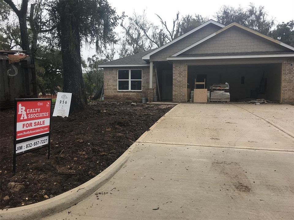 1st image of 256 Prescott Dr