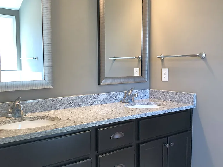 807 Goodale Dr — Photo 12