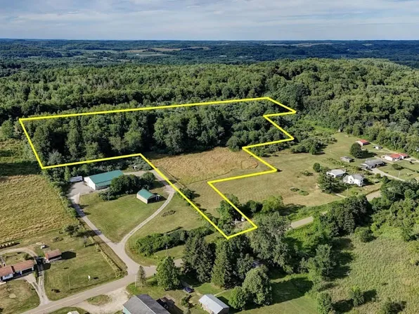 6075 Johnstown Rd NE, Mineral City, OH 44656