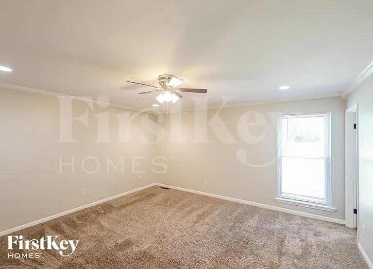 1521 Cedargate Cir — Photo 8
