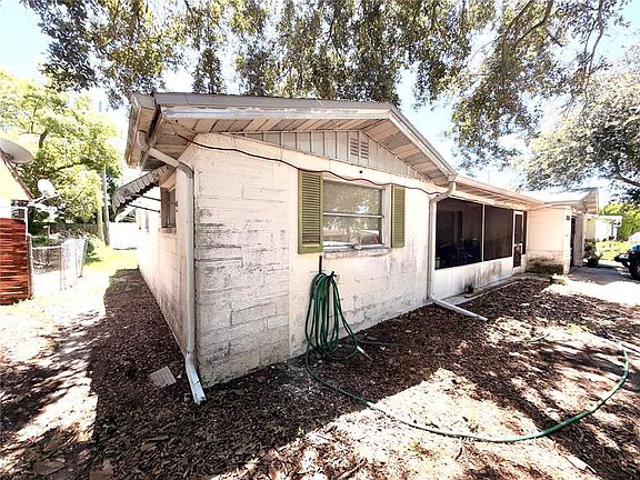 3rd image of 5136 MECASLIN DRIVE