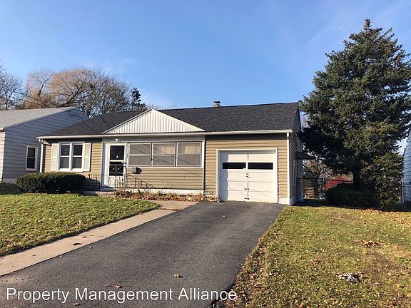 2nd image of 140 Genesee Park Dr