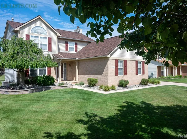 7068 Anna Dr, Belleville, MI 48111