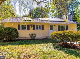 60 Cedar Dr, New Britain, PA 18901