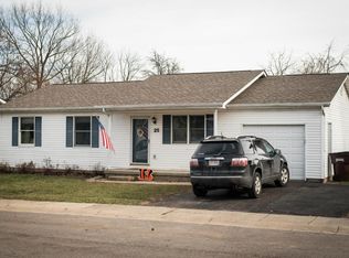 25 5th Ave, Mount Sterling, OH 43143