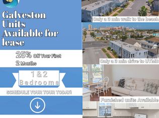 1002 11th St #11283986, Galveston, TX 77550