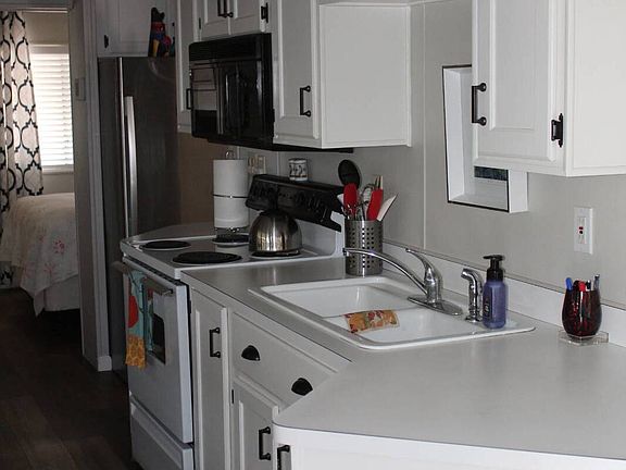 5th image of 702 S Meridian Rd #52