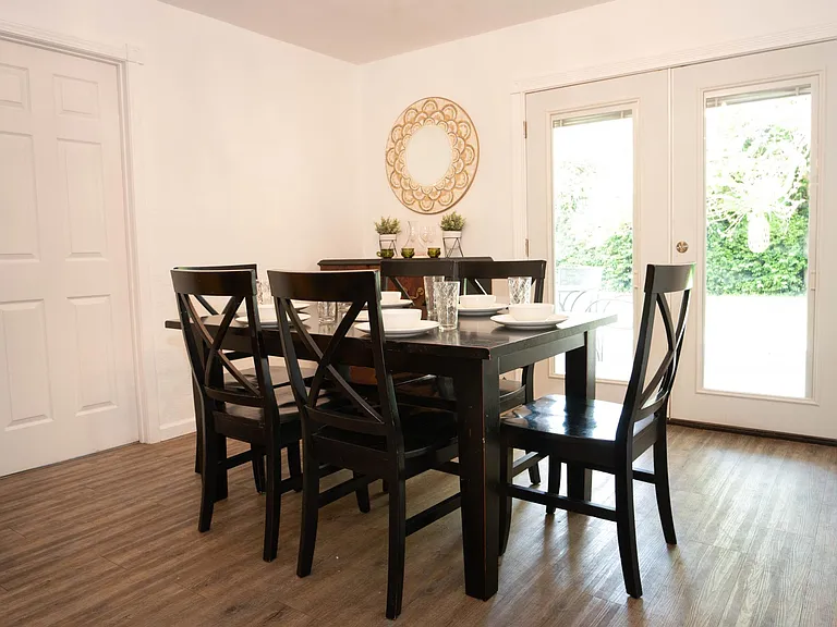 2032 Shamrock Dr — Photo 13