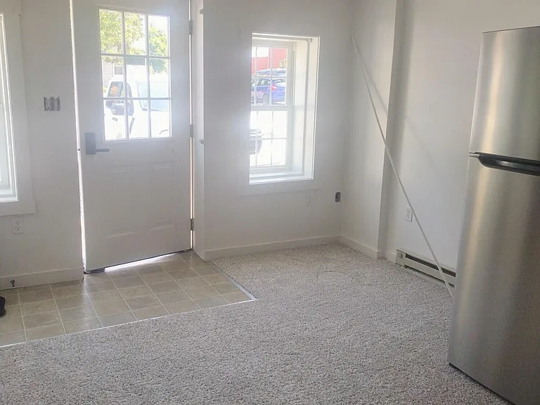 203 N 4th St #3 — Photo 13