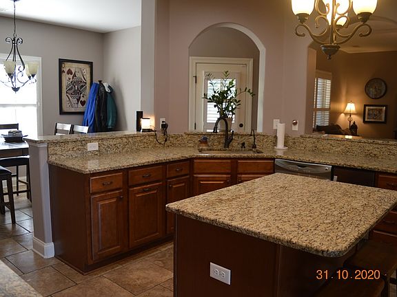 5th image of 630 Riverwest Cir