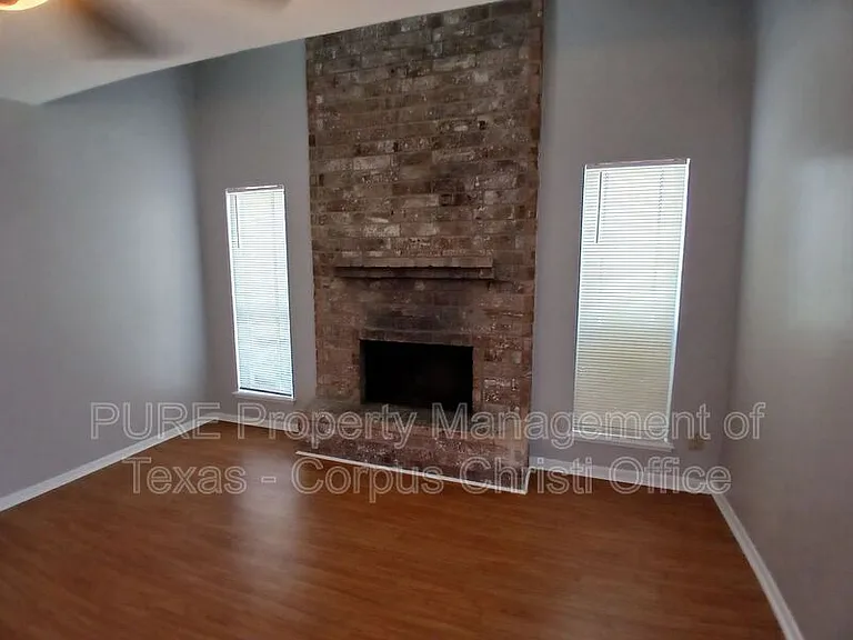 5001 Middlecoff Rd #1A — Photo 6