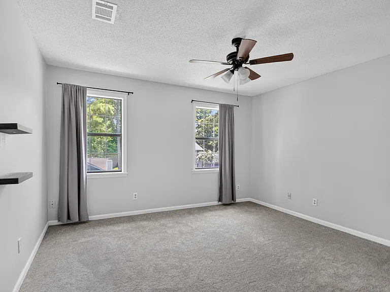 17 Laver Cir — Photo 28