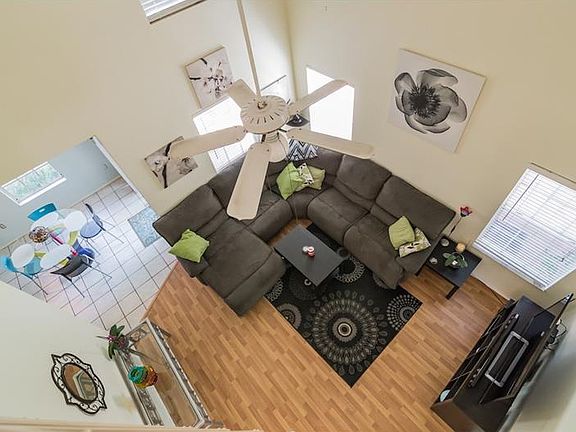 3rd image of 6524 Haughton Ln