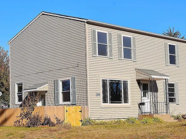 3200 Mound Ave SE, Cedar Rapids, IA 52403