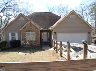 233 Weavers Lake Front Rd, Jackson, GA 30233
