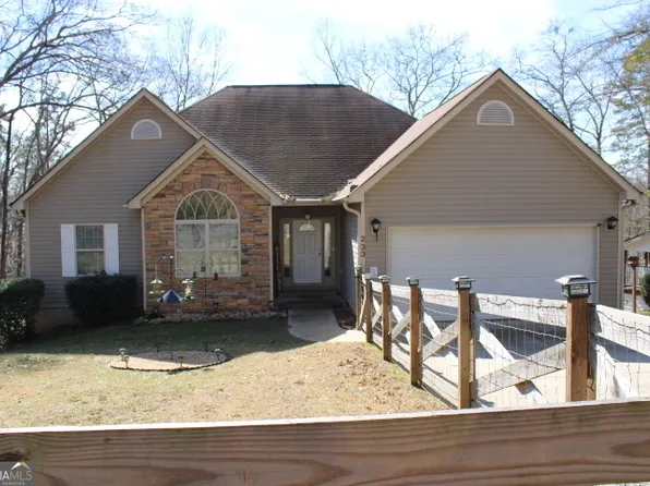 233 Weavers Lake Front Rd, Jackson, GA 30233