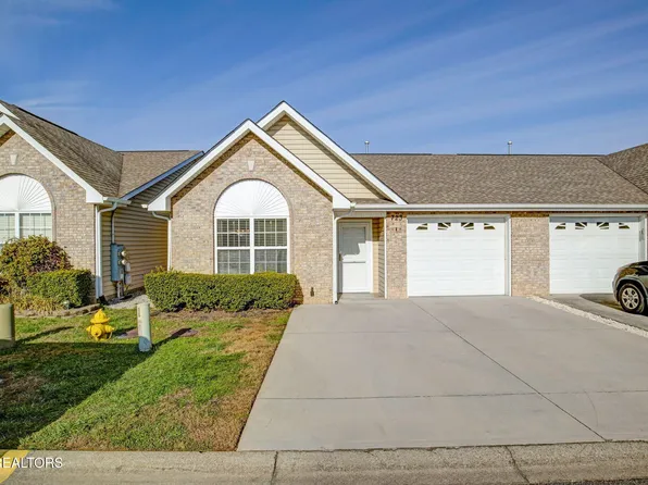 723 Greensboro Way, Knoxville, TN 37912