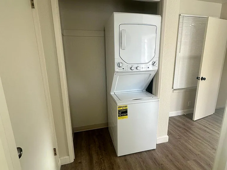 314 Spruce St #1 — Photo 7