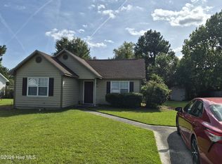 809 Autumn Leaves Ct, Wilmington, NC 28411