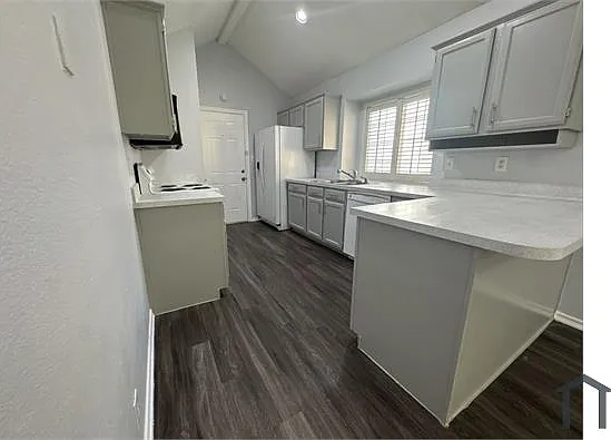 7504 Bear Lake Dr — Photo 8