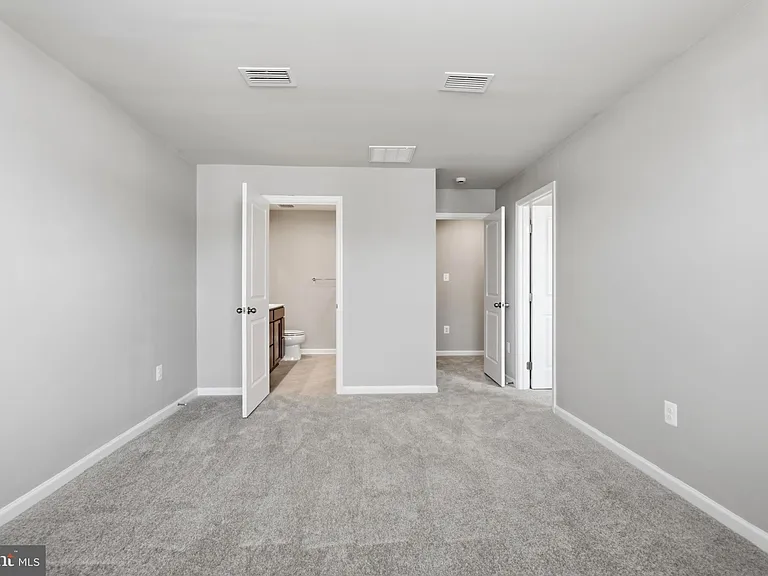 64 Dripping Spring Dr — Photo 13