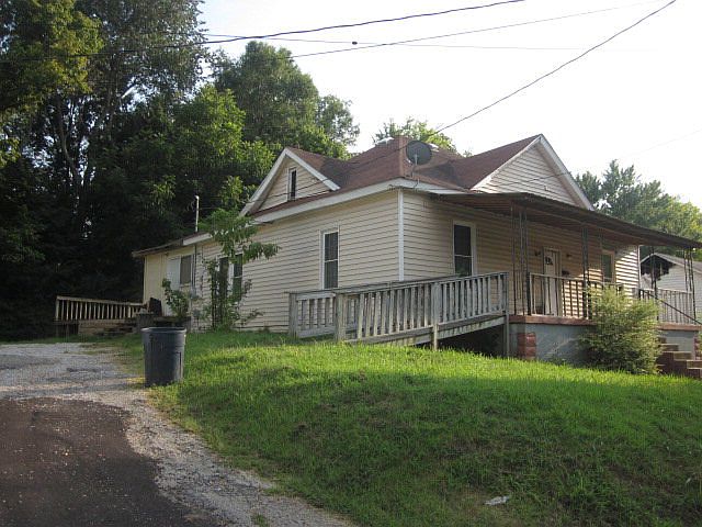 2nd image of 311 Osse St