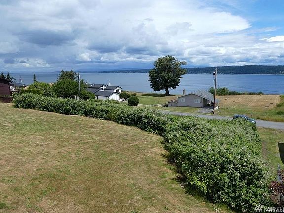 Another view of the "upper" part of this home site.