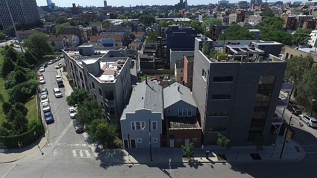 1st image of 1239 W Chicago Ave