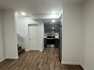 65 Belmont Dr SW #B, Calgary, AB T2X 4Z6