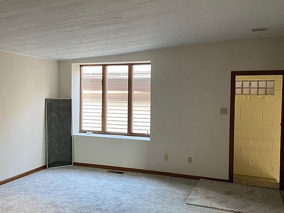 5th image of 24028 W Lockport St #1