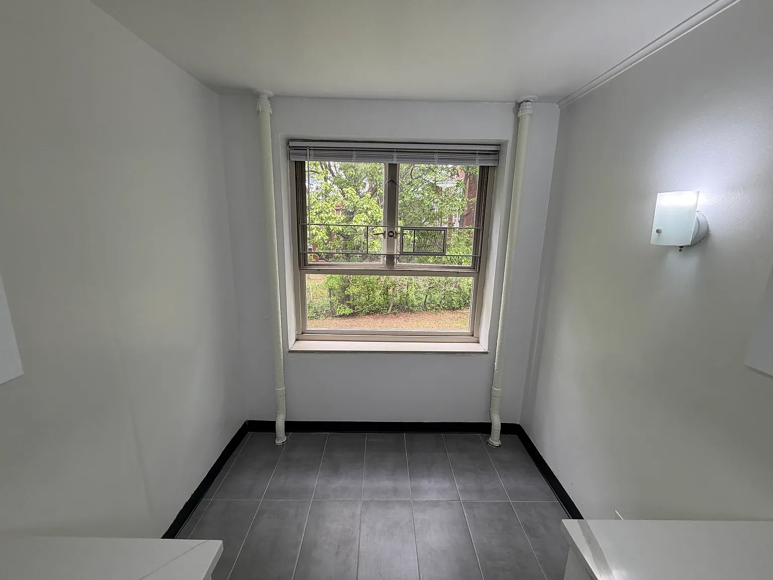 71st Cres, Fresh Meadows — Photo 3