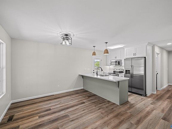 5th image of 1406 Godfrey Ave NE