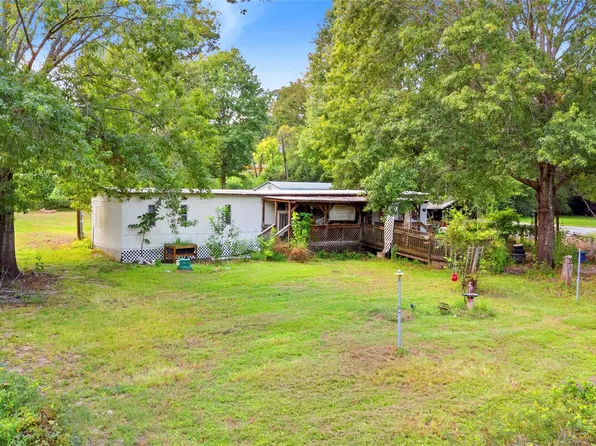 65 Brazil Boulevard, Huntsville, TX 77320