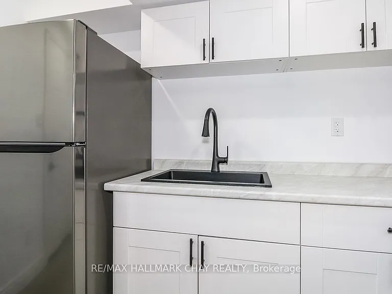 30 Stevenson St #B — Photo 11