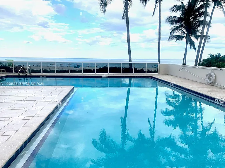 5757 Collins Ave #1003 — Photo 24