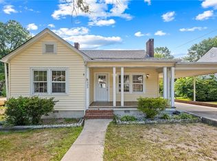 523 Ridgecrest Dr, High Point, NC 27262