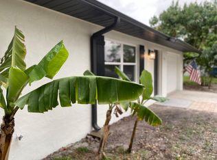 827 Carlyle Ave SE, Palm Bay, FL 32909