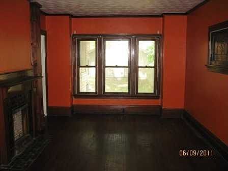 3rd image of 755 Linwood Ave