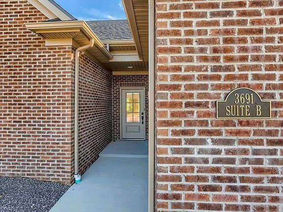 3rd image of 3691 Cora Ct #B