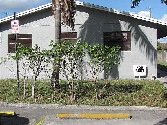 2nd image of 213 NW 12th Court