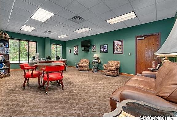 4th image of 264 Diamond Mine Ln